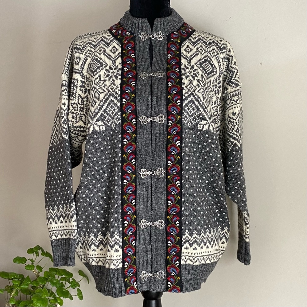 Vintage 100% Pure New Wool Nordic Traditions by Devold FairIsle Cardigan Sweater